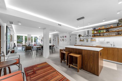 apt-125-161 Crandon Blvd, Key Biscayne, FL, 33149-1646 | Card Image