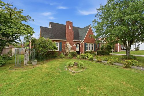 518 Jefferson Ave E, Carthage, TN, 37030-1330 | Card Image