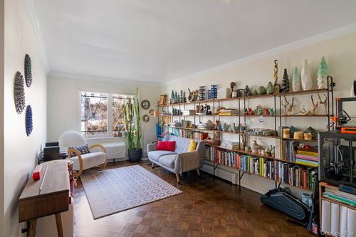 3r-25 Meserole St, Brooklyn, NY, 11206-1970 | Card Image