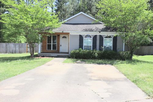 174 Hawthorne Dr, Hattiesburg, MS, 39402-7217 | Card Image