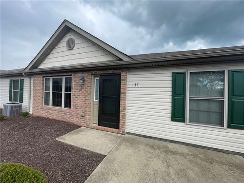 137-137 Arlington Dr, Slippery Rock, PA, 16057-1167 | Card Image