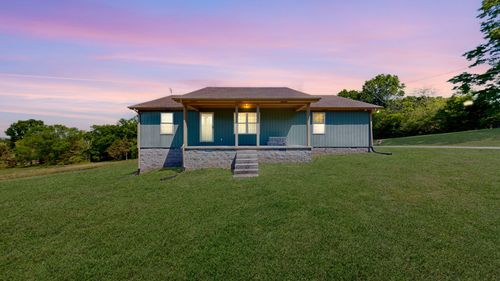 507 New Center Church Rd, Shelbyville, TN, 37160-7506 | Card Image