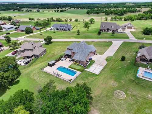 107 Whispering Winds Dr, Gunter, TX, 75058-2560 | Card Image