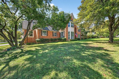 141 River Hills Dr, Denison, TX, 75020-8291 | Card Image