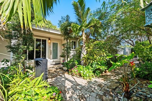 1617 Poinsettia Dr, Fort Lauderdale, FL, 33305-3244 | Card Image