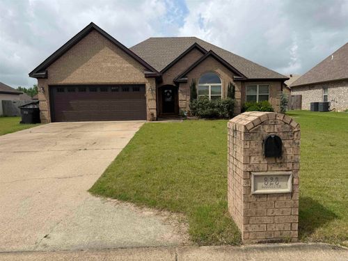 823 Gloucester Dr, Jonesboro, AR, 72401 | Card Image