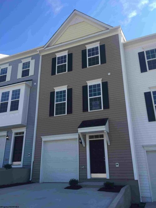 104 Inlet Street, Morgantown, WV, 26508 | Card Image