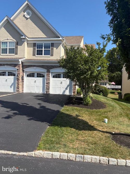 2603 Rockledge Ct, CHESTER SPRINGS, PA, 19425-3892 | Card Image