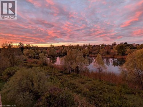 333-1077 Gordon St, Guelph, ON, N1G0E3 | Card Image