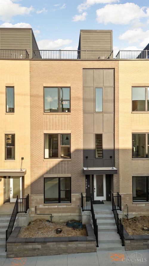 3008 Woodburn Ave, Cincinnati, OH, 45206-1416 | Card Image