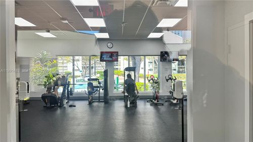 apt-1015-17021 N Bay Rd, Sunny Isles Beach, FL, 33160-3627 | Card Image