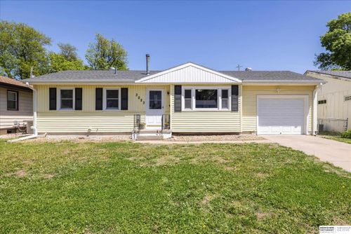 3223 S 122nd St, Omaha, NE, 68144-3937 | Card Image