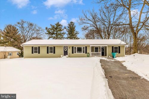 16527 Woburn Rd, SHARPSBURG, MD, 21782-1130 | Card Image