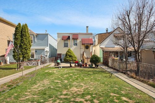 3123 S Hamlin Ave, Chicago, IL, 60623-4940 | Card Image