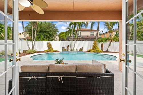 5019 Sw 164th Ave, Miramar, FL, 33027-4950 | Card Image
