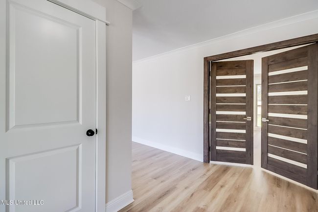 Foyer/ Entry from Front doors | Image 9