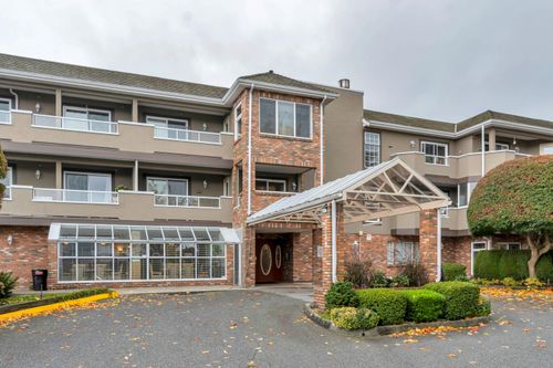 211-2239 152 St, Surrey, BC, V4A4P1 | Card Image