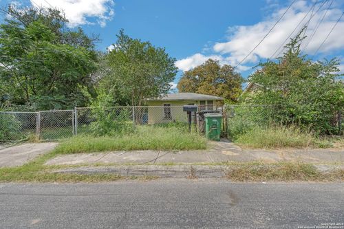 118 Gentry St, San Antonio, TX, 78207-5149 | Card Image
