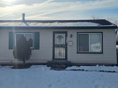 28339 Leroy St, Romulus, MI, 48174-2990 | Card Image