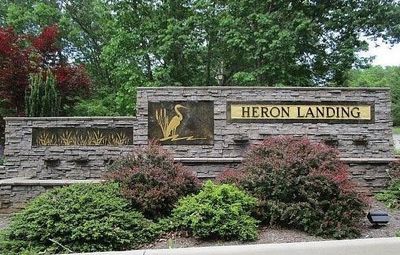 Heron Pointe sign | Image 1