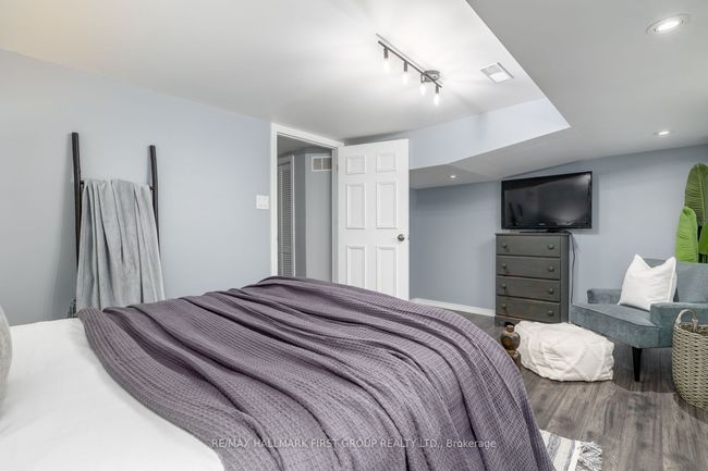 165 Iroquois Ave, House other with 4 bedrooms, 3 bathrooms and 4 parking in Oshawa ON | Image 31