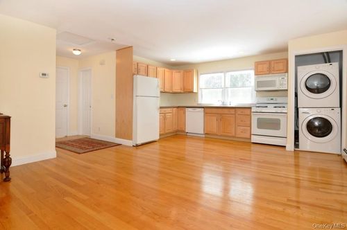 31 Blanchard Ave, Dobbs Ferry, NY, 10522-1531 | Card Image