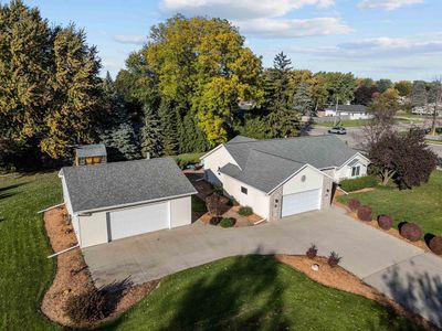 2528 W Darling Street, House other with 3 bedrooms, 2 bathrooms and null parking in GRAND CHUTE WI | Image 1