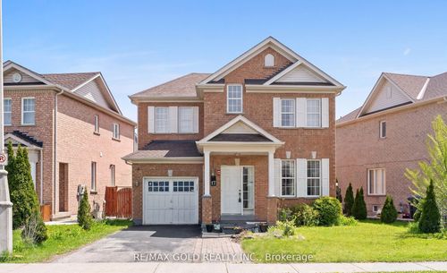 17 Calderstone Rd, Brampton, ON, L6P2A4 | Card Image