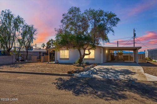 2725 Honeybear Dr, Lake Havasu City, AZ, 86404-1275 | Card Image