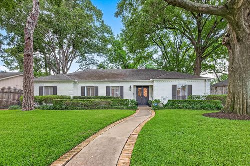 10026 Meadow Lake Ln, Houston, TX, 77042-2916 | Card Image