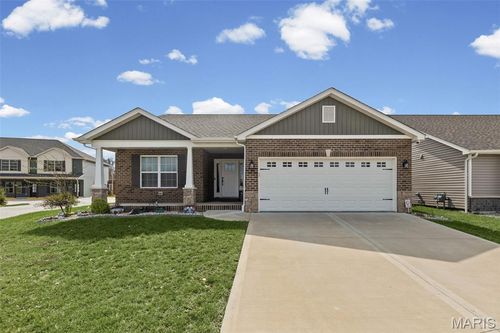 1420 Mckinley St, Mascoutah, IL, 62258-1602 | Card Image