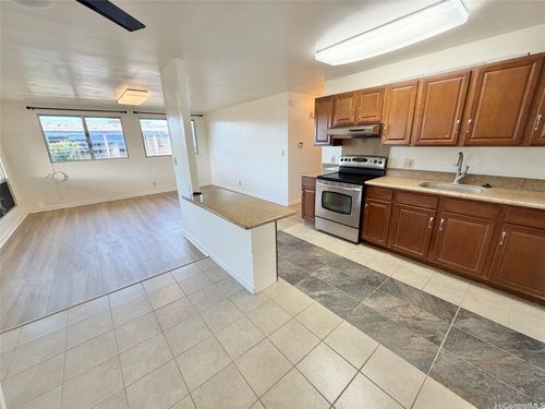 94-1032 Hiapo St, Waipahu, HI, 96797-3708 | Card Image