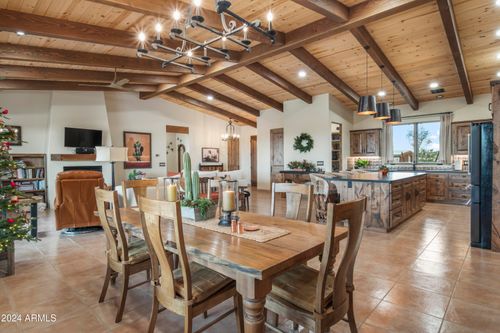 4450 Black Mountain Rd, Wickenburg, AZ, 85390-4031 | Card Image