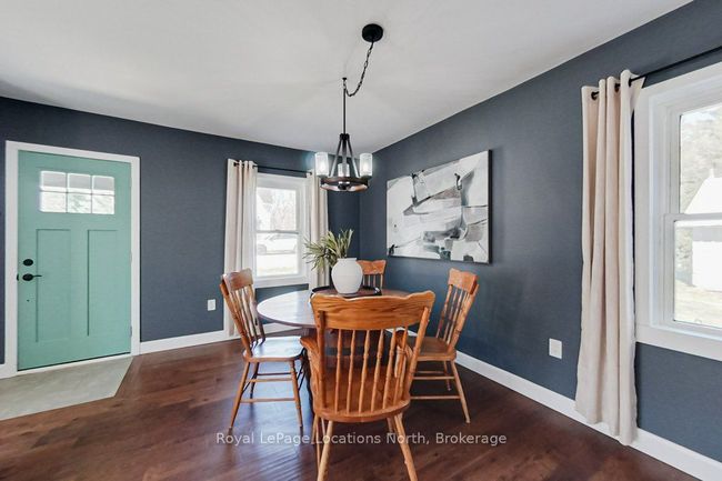 35 Caroline St E, House other with 2 bedrooms, 2 bathrooms and 3 parking in Creemore ON | Image 5