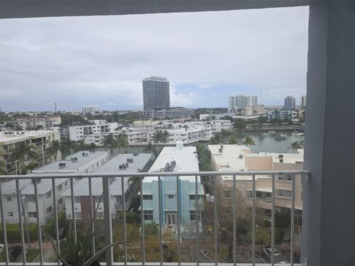 apt-8i-6900 Bay Dr, Miami Beach, FL, 33141-5464 | Card Image