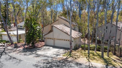 25012 Woodridge, Lake Forest, CA, 92630-3235 | Card Image