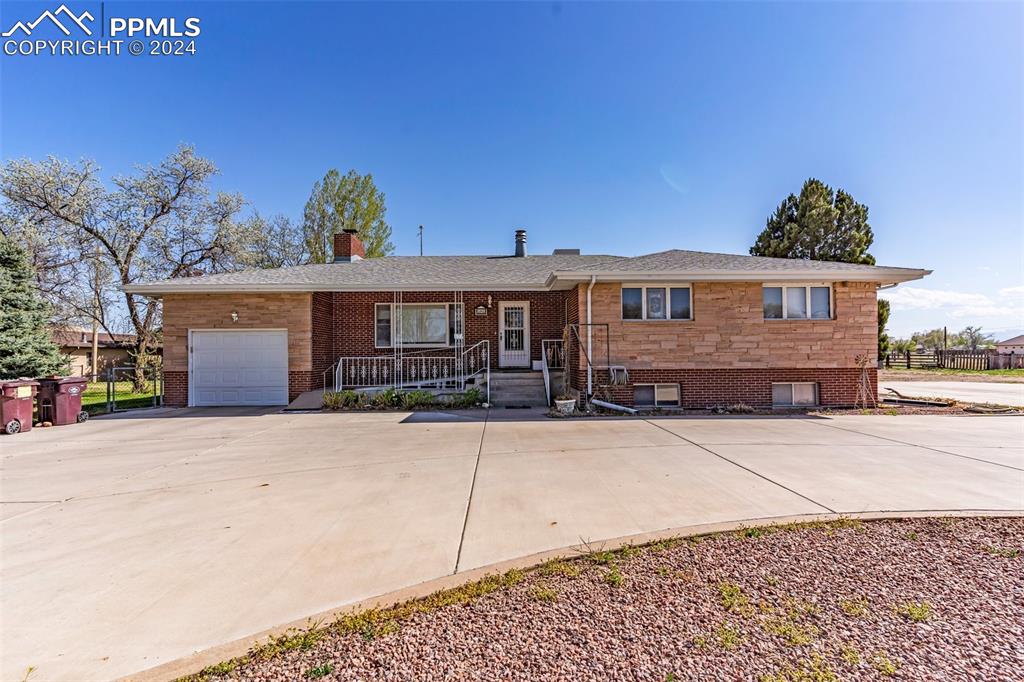 Everett Rd, Pueblo, CO 81006