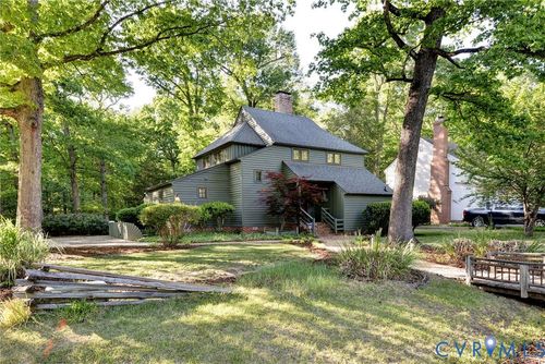 1700 Greenfield Dr, North Chesterfield, VA, 23235-4418 | Card Image