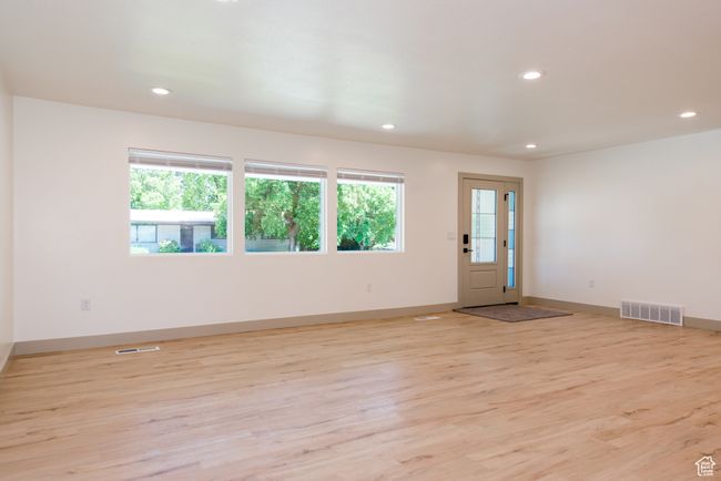 286 E 870 N, House other with 5 bedrooms, 4 bathrooms and 5 parking in Logan UT | Image 10