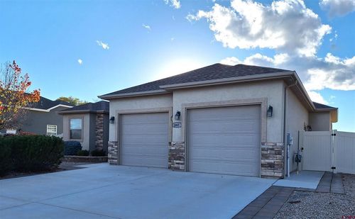 2807 Outlook Rd, Montrose, CO, 81401-9144 | Card Image