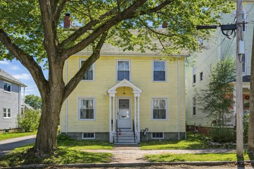 118 Dartmouth Street, Portland, ME, 04103 | Card Image
