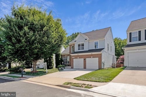 11957 Molly Pitcher Cir, MANASSAS, VA, 20109-4802 | Card Image