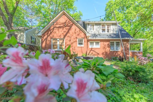 330 Tunnel Blvd, Chattanooga, TN, 37411-2751 | Card Image