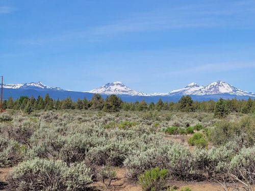 17940 4th Ave, Bend, OR, 97703-9113 | Card Image