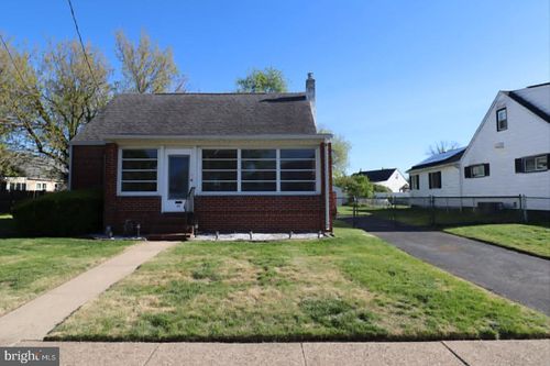 19 Benton Road, HAMILTON, NJ, 08610 | Card Image