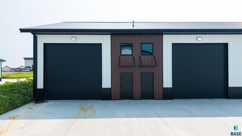 7-1051 Ruud Trl Trail, Hartford, SD, 57033 | Card Image