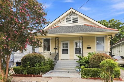 1817 Lowerline St, New Orleans, LA, 70118-5464 | Card Image