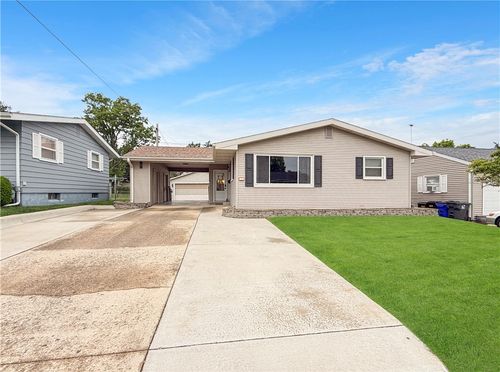 12 Glenview Dr, Decatur, IL, 62521-5442 | Card Image
