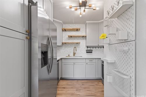 8204-94-508 Kupuohi St, Waipahu, HI, 96797-5349 | Card Image