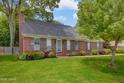 207 Foxworth Dr, Jackson, TN, 38305-6711 | Card Image